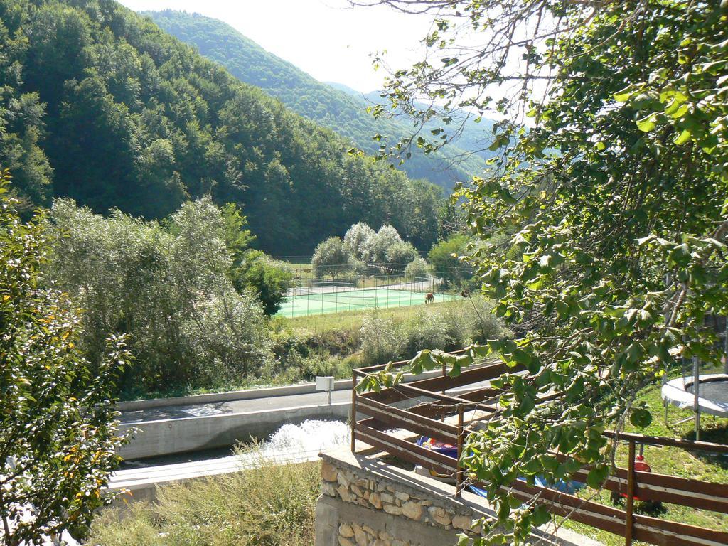 Fisherman'S Hut Family Hotel Beden المظهر الخارجي الصورة