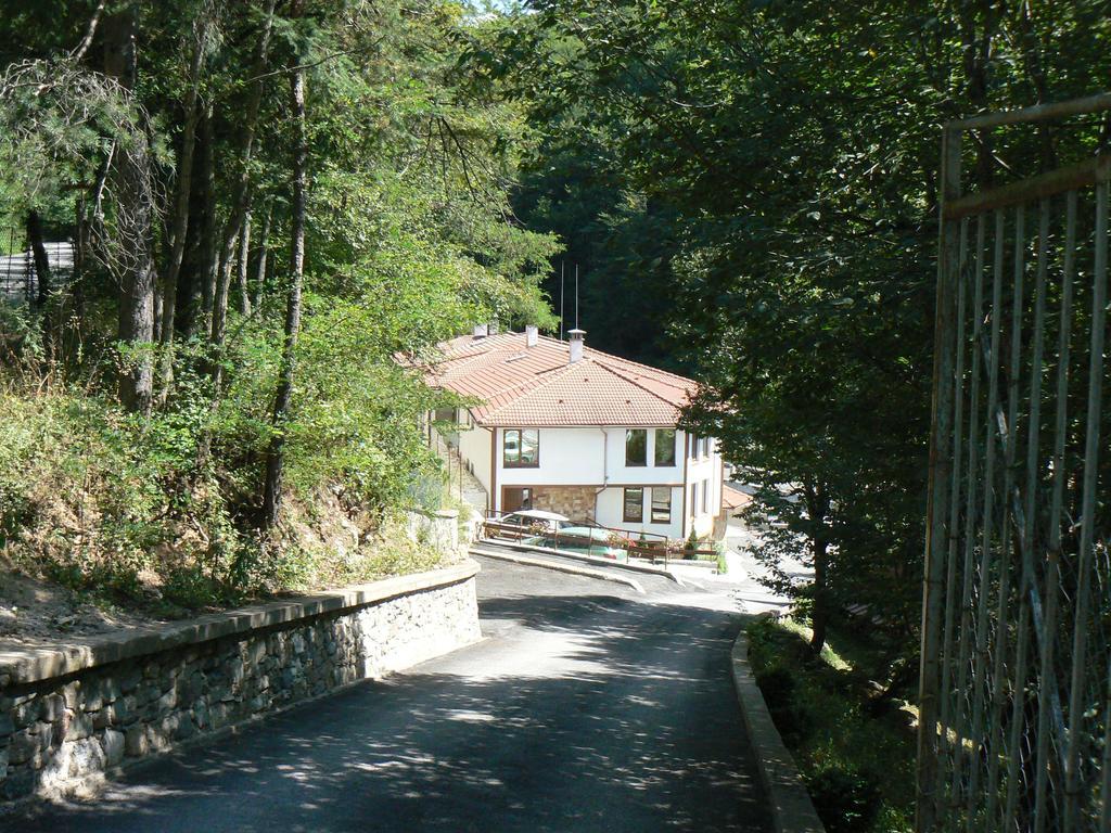 Fisherman'S Hut Family Hotel Beden المظهر الخارجي الصورة