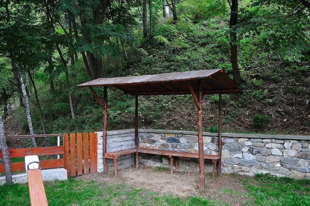 Fisherman'S Hut Family Hotel Beden المظهر الخارجي الصورة