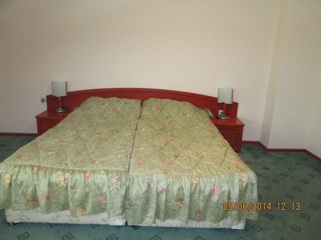 Fisherman'S Hut Family Hotel Beden الغرفة الصورة