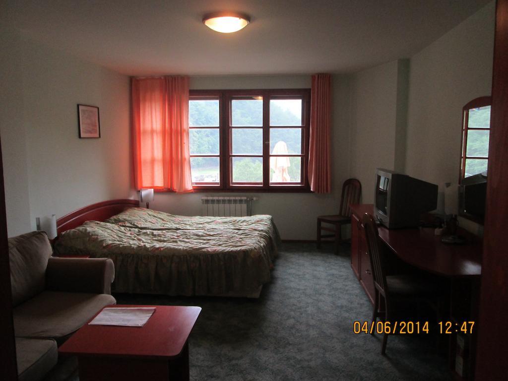 Fisherman'S Hut Family Hotel Beden الغرفة الصورة