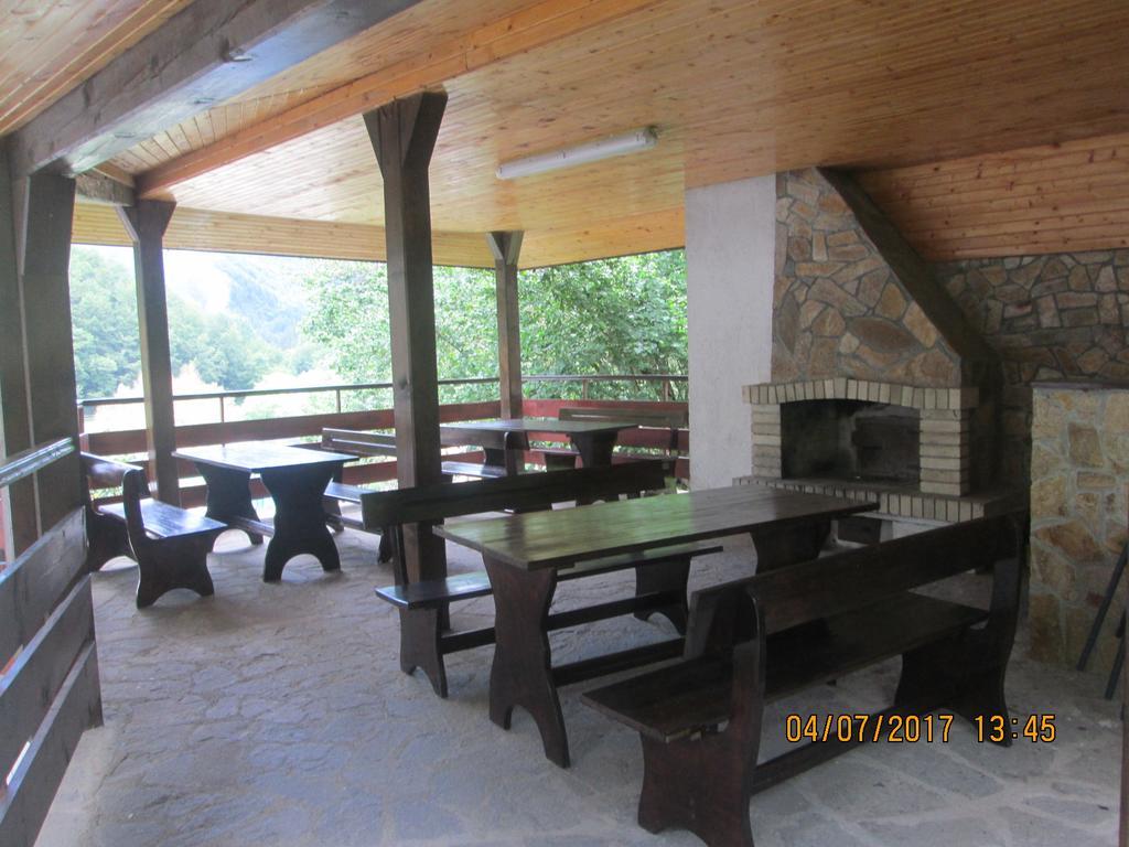 Fisherman'S Hut Family Hotel Beden المظهر الخارجي الصورة